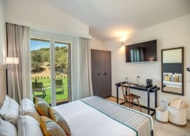 Cala Sinzias Resort 3