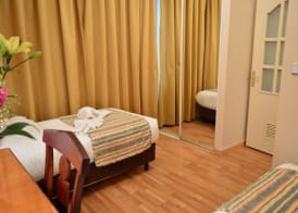 Comfort Hotel Suites 4