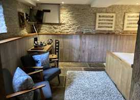 Old Downton Lodge 4