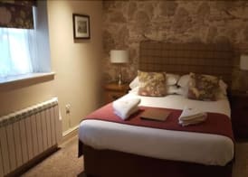 Crown Inn at Tolldown 4