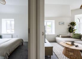 Newport Ship s Nook Cozy Hideaway 3