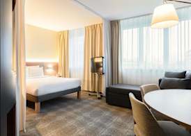 Novotel Suites Genève Aéroport 3
