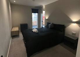 2br-2ensuite-balcony-cityview-parking-central 2