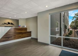 SureStay Plus Hotel by Best Western Sevierville 3