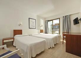 Hotel y Apartamentos Casablanca 4