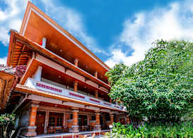 2411 Taman Mekar Beach Inn 2 4