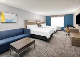 Holiday Inn Express & Suites GREEN BAY EAST by IHG 5