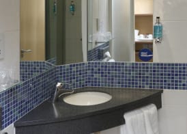 Holiday Inn Express LEEDS CITY CENTRE - ARMOURIES by IHG 4