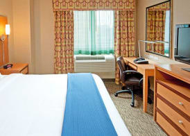 Holiday Inn Express NEW YORK CITY TIMES SQUARE by IHG 2
