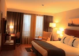Holiday Inn ISTANBUL - SISLI by IHG 5