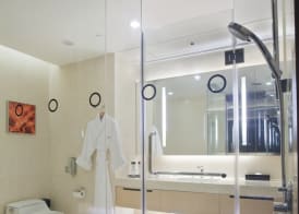 Crowne Plaza HONG KONG CAUSEWAY BAY by IHG 5