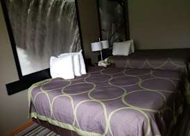 Watseka 24 Inn & Suites 3