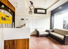 Townhouse Andheri Sakinaka Metro Formerly Hotel Amour 4