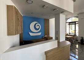 Oceanis Hotel 5