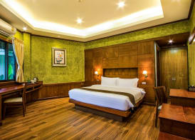 Naiyang Park Resort - Beachfront Escape 3