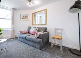 Spacious London stay - 3 Bedroom property 3
