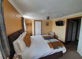 The Dolfor Inn Adults only 4