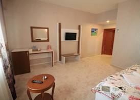Gold Suite 5