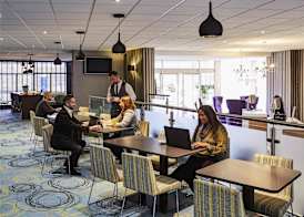 Novotel Coventry 3