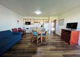Mariner Inn And Suites 3