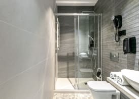 Hostal Anton Martin 5