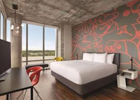 Kompose Boutique Miami Airport 5
