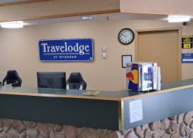 Travelodge by Wyndham Lacombe 5