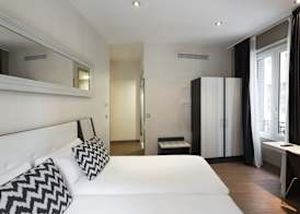 Petit Palace Triball 4