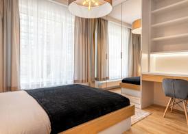 Pure Rental Premium Apartments - Free Parking & AC 5