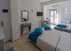 Blue Waves Suites & Apartments 2