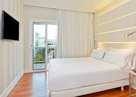 NH Barcelona Les Corts 3