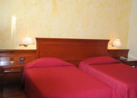 Hotel Vazzana 5