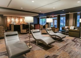Courtyard by Marriott Lenox Berkshires 2