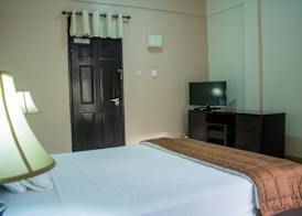 Oceanic Resort 5