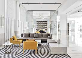 Courtyard by Marriott Agra 4