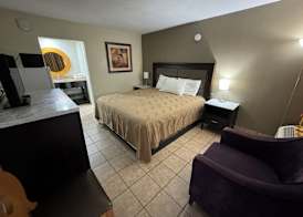River Palm Hotel 4