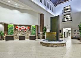 Embassy Suites by Hilton Columbus Airport 5