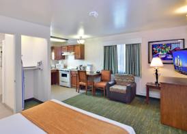 Lamplighter Inn & Suites at SDSU 4