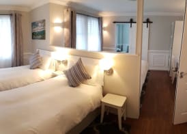 MacLean Guest House 2