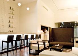 Hotel Contempo 3