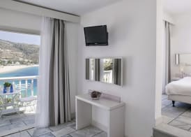 Ios Palace Hotel & Spa 4