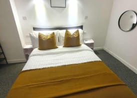 Alexandra Hotel 5