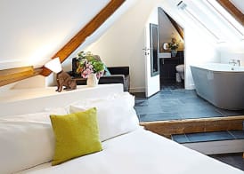Live & Let Live Inn 3