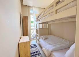 Sparky & Summery 2 BDR Mangroovy Free Beach & Pool Access 5