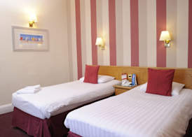 Claremont Hotel - All Inclusive! 4