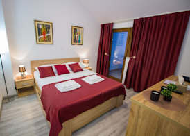 "VILLA DENY" Boutique HOTEL - included "FREE PARKING" 4