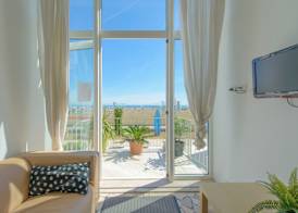 Nautic Beach Hotel 3