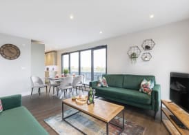 Elliot Oliver - Stunning 3 Bedroom Penthouse With Large Terrace And Parking 3