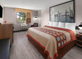 Super 8 by Wyndham Kent/Akron Area 4