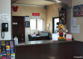 Anaheim Discovery Inn and Suites 5